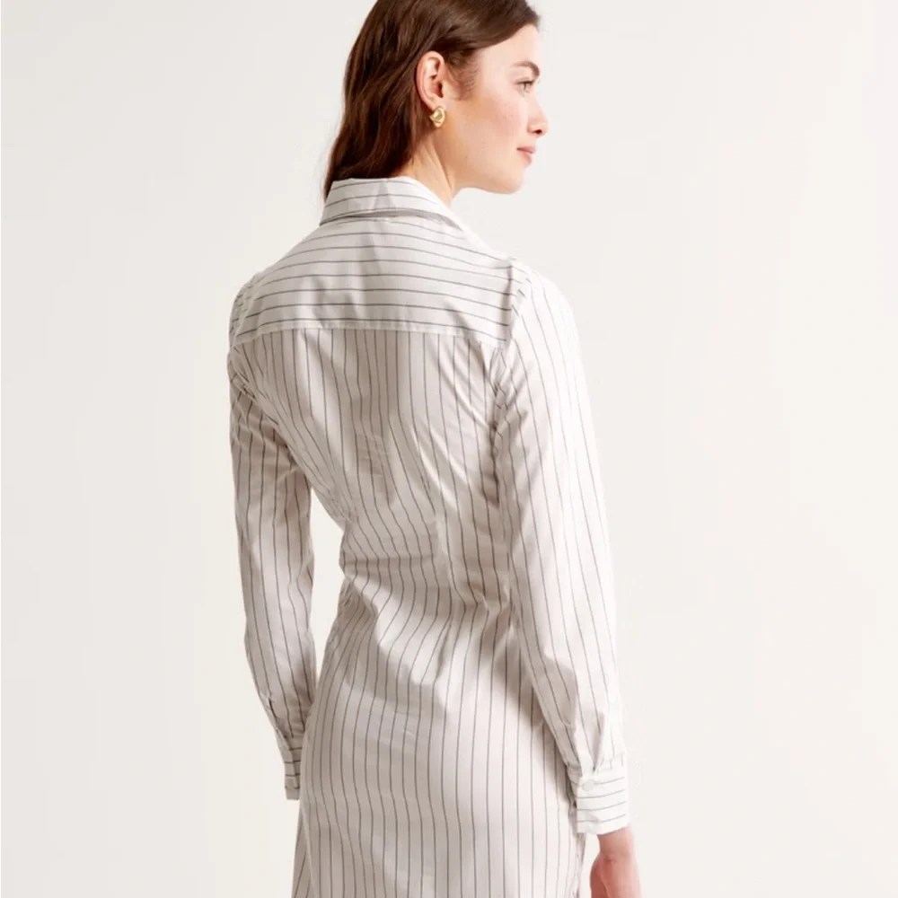 Abercrombie & Fitch Line Sleeve Wrap Shirt Dress - Picture 2 of 9